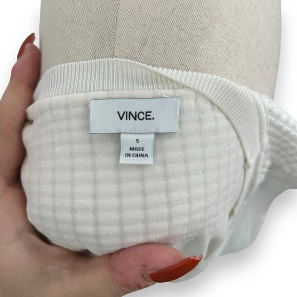 Vince White Textured Blouse Size Small Faux Layered Overlay Cream Ivory Top EUC - Picture 9 of 10
